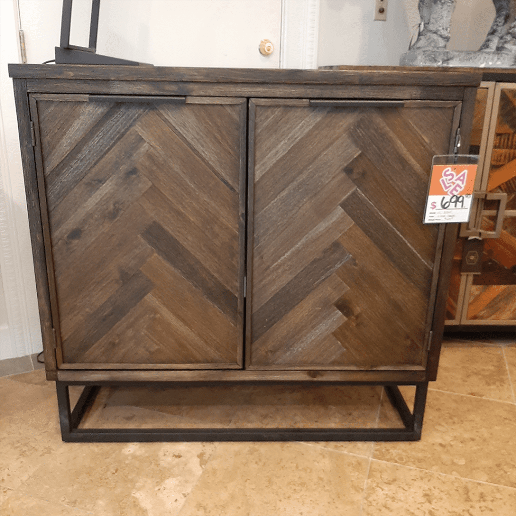 Cabinet, Occasional 1015