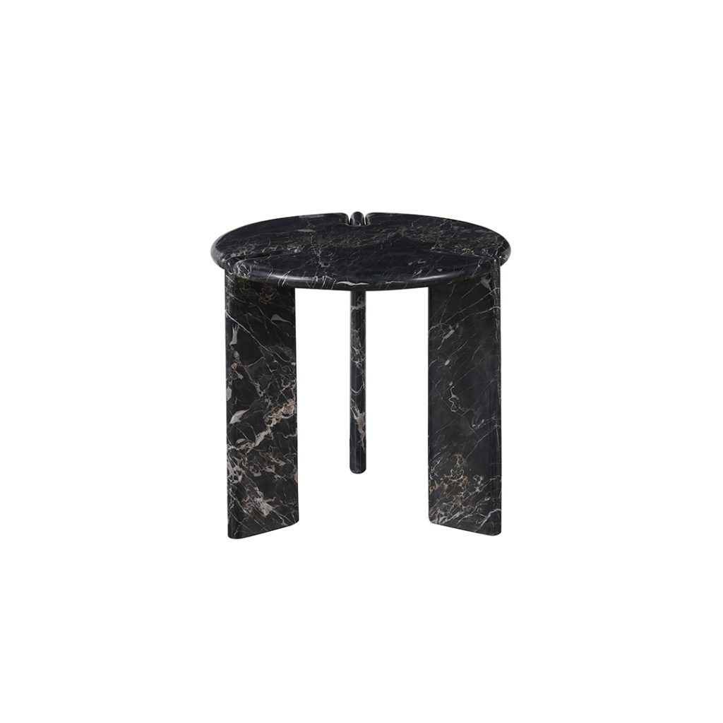 Universal Magnus End Table