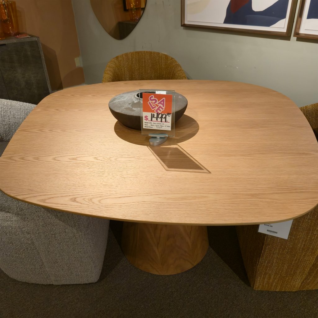 Table, Dining 3018