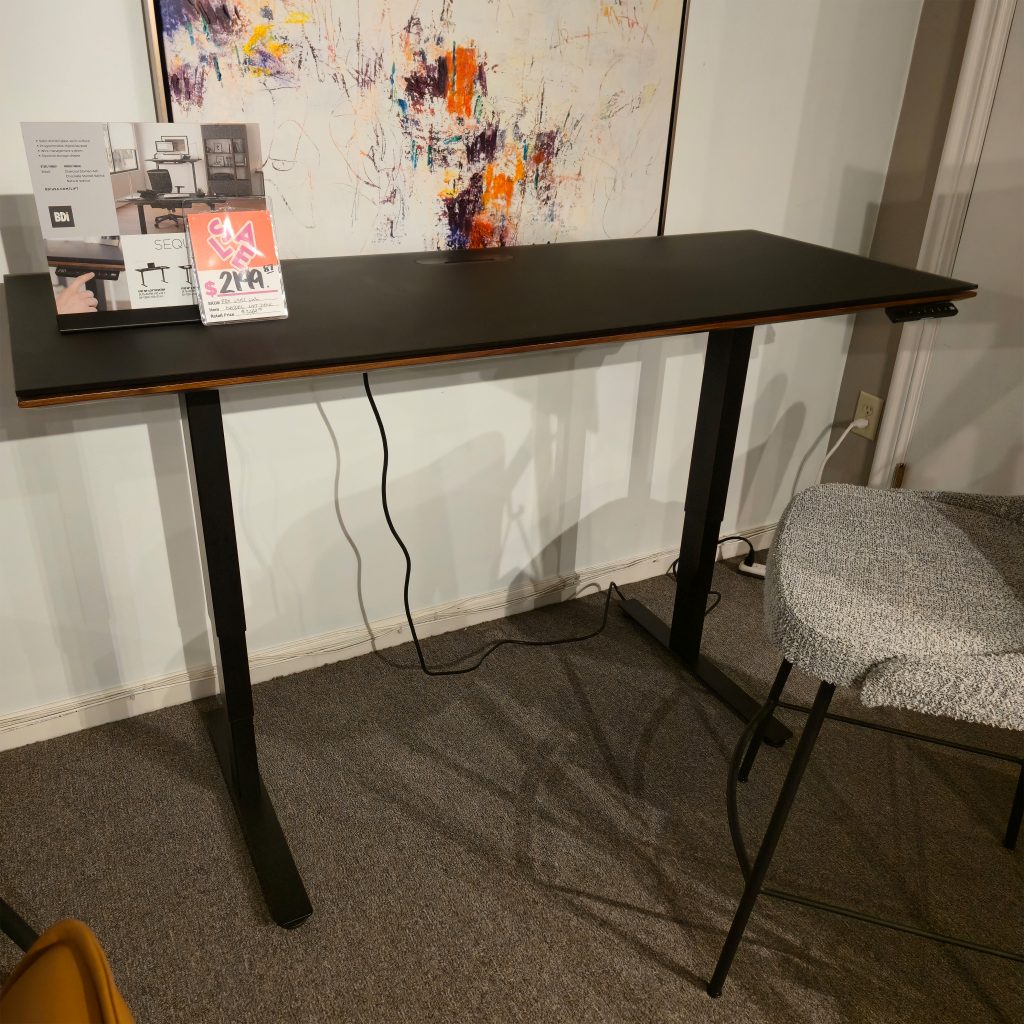 Office, Desk 1010