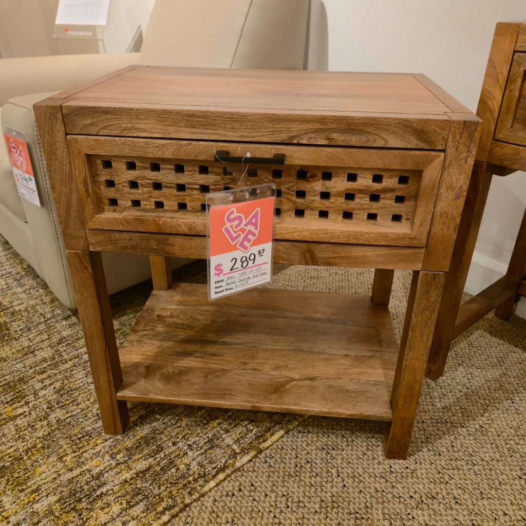 Table, Occasional 4047