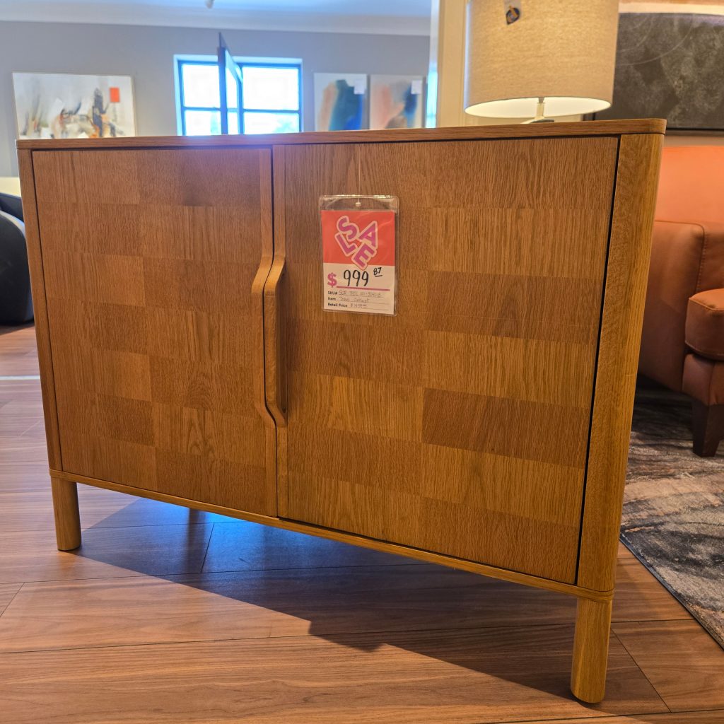 Cabinet, Occasional 3086