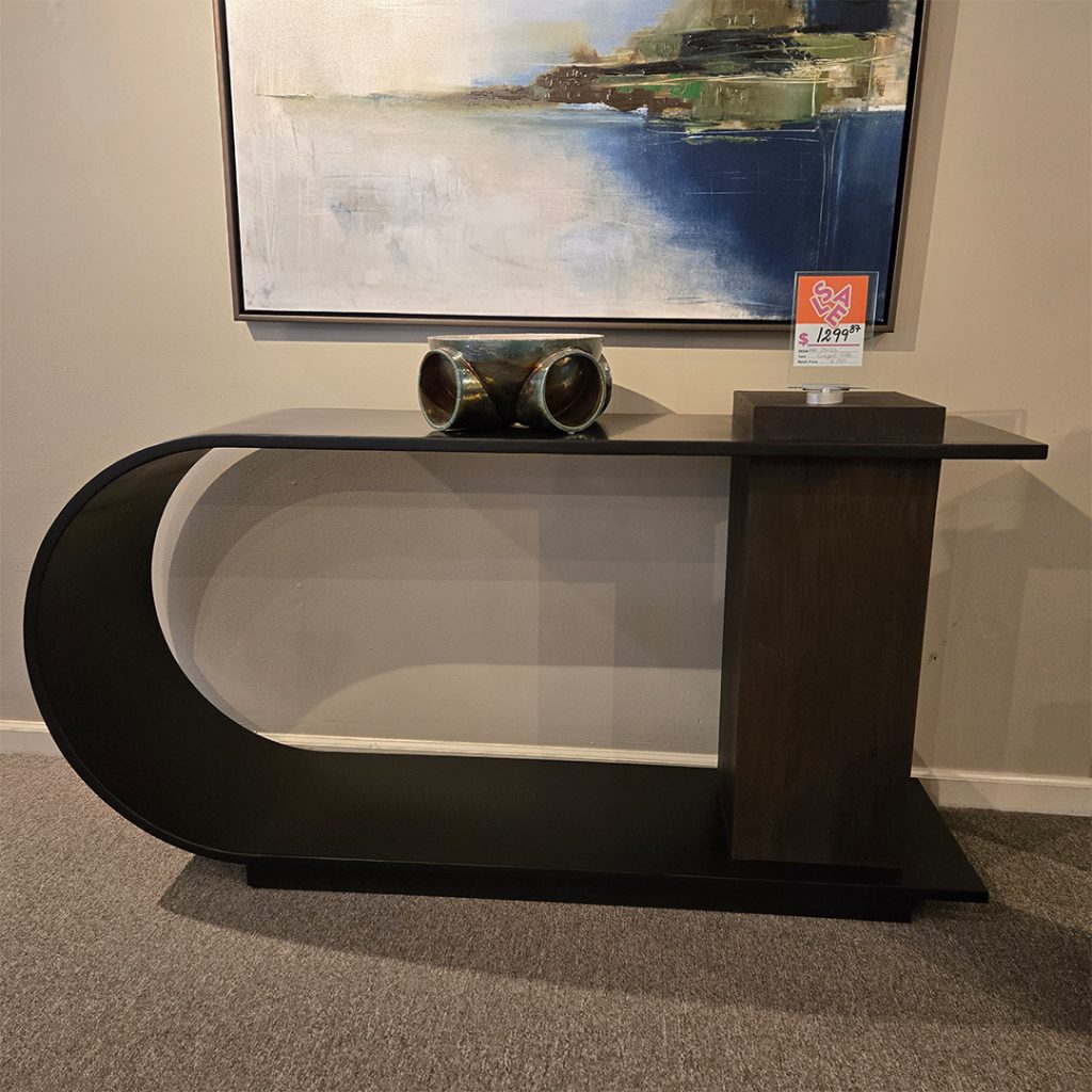 Table, Occasional 4060