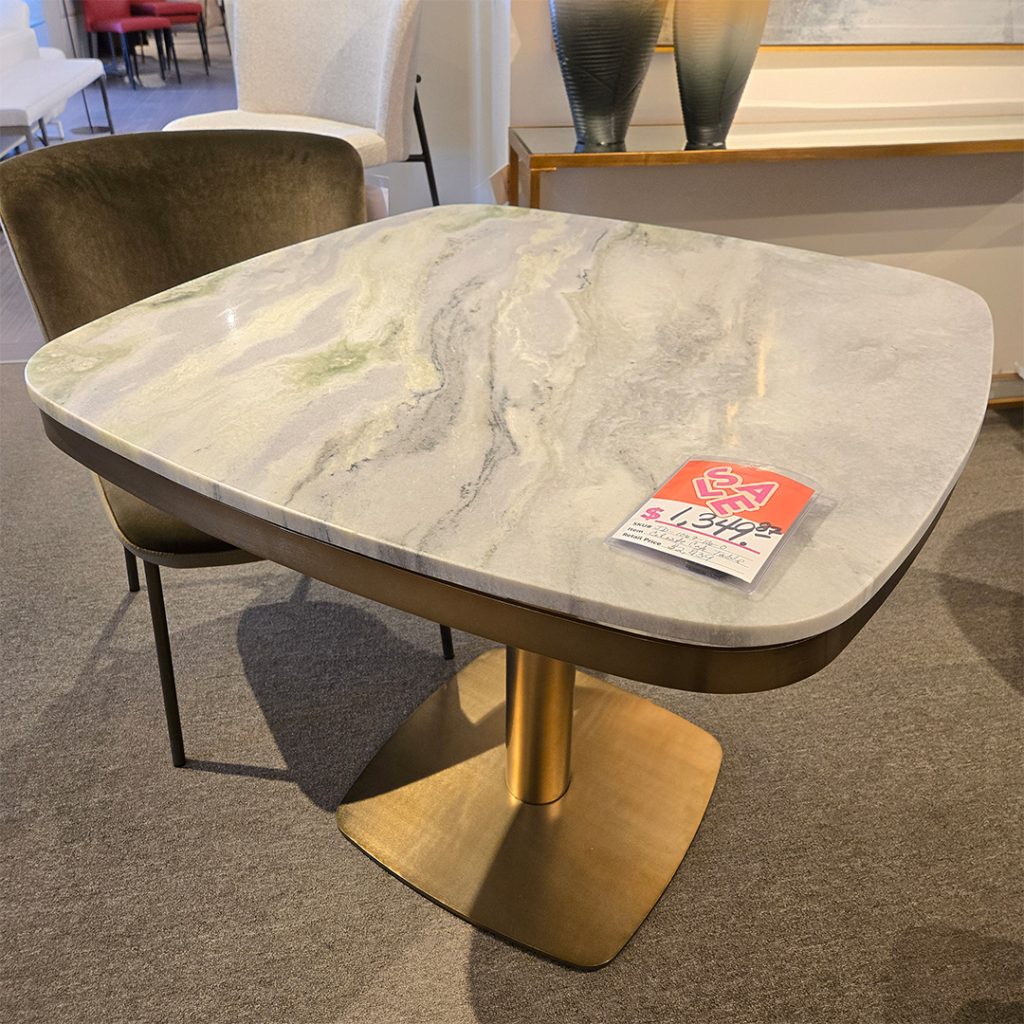 Table, Dining 3021